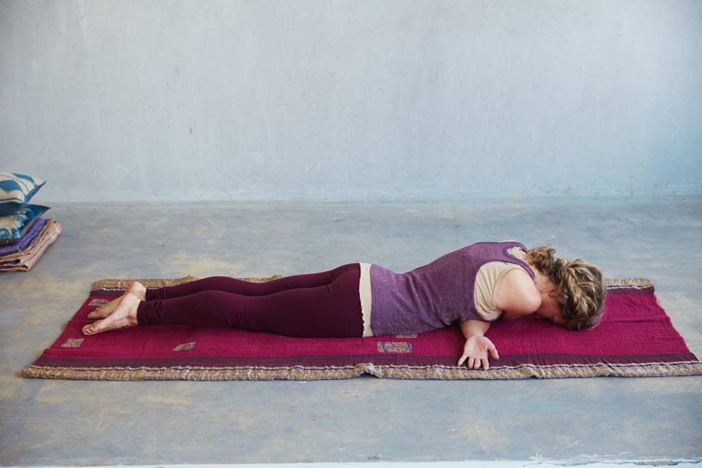 Uitscheiden schattig ik ben slaperig Verlicht spanning in nek en schouders met deze yoga oefeningen ⋆ Yoga Online