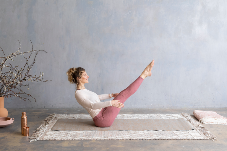 Zeven Houdingen Voor Sterke Buikspieren ⋆ Yoga Online