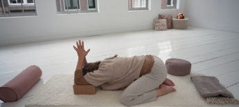 Gratis yogales: sterke en soepele rug met yin yoga