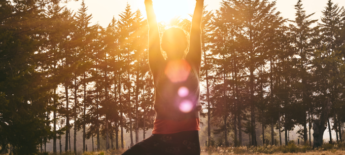 Yoga Herfst Guide: verzacht de overgang naar herfst